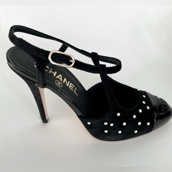 CHANEL Black Pearl Stiletto Ankle Strap Pump Size 37.5 $850 - Picture 4 of 6